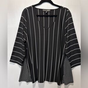 Habitat Black & White Striped V-Neck Knit Tunic Top Size L Artsy Modern Boho